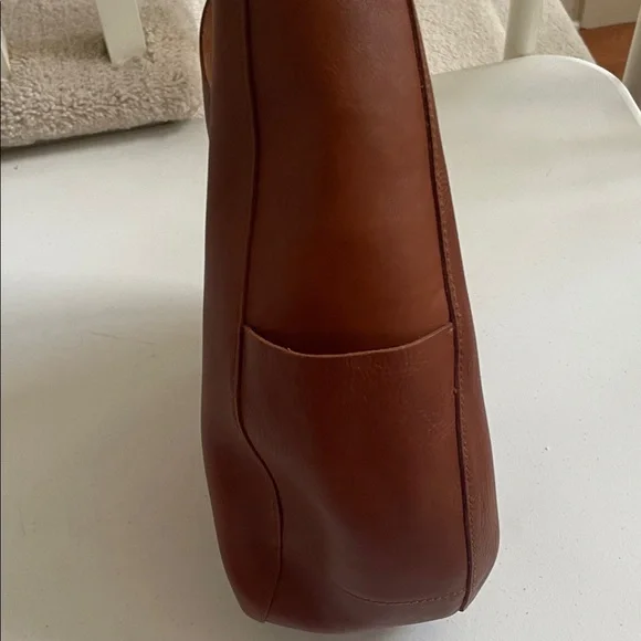 Madewell Rich Tan Leather Hobo Bag - Picture 2 of 7